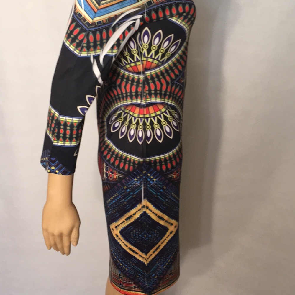 Colorful Tribal Print Bodycon Low-Back Dress - Picture 13 of 16